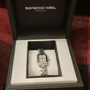 Raymond Weil Women's Parsifal Mother of Pearl Dial Watch 9741-VS71190.